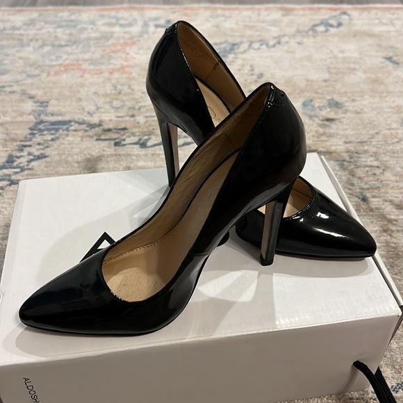 Black ALDO Heels - Picture 3 of 7